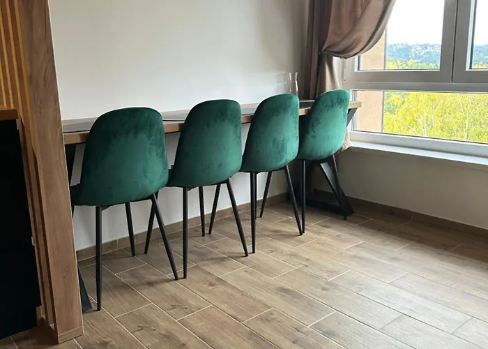 Διαμέρισμα Zmaj 28 *